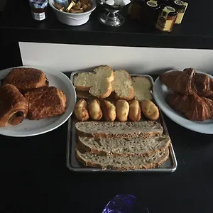  Bed & Breakfast Chez Jaika D Hotes